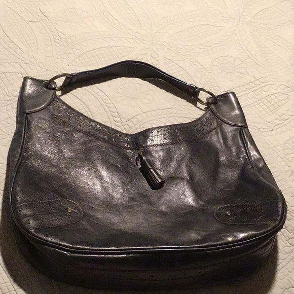 Burberry Handbags - Burberry purse